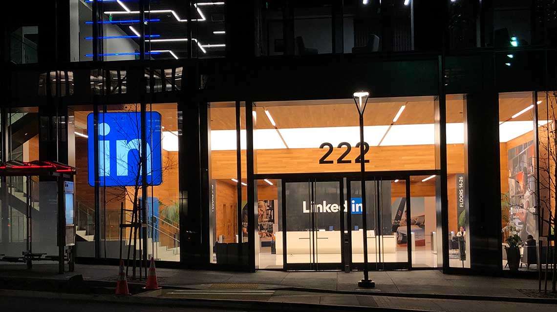 Amplify your leadership voice: The power of LinkedIn's thought leadership ads