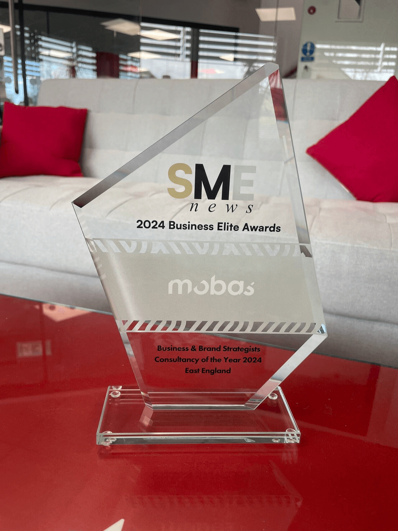 Mobas Celebrates Prestigious SME News 2024 Business Elite Award Win